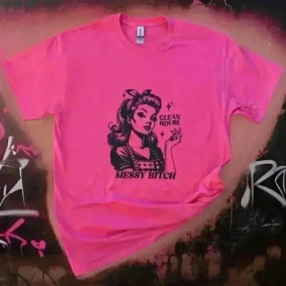 Clean House T-shirt - Picture 3 of 3